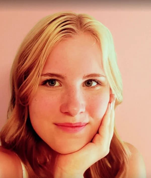 Annika W., Party Princess Productions performer in Chicago